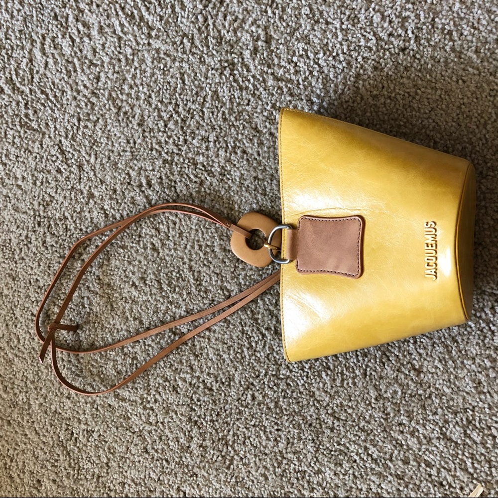 Rare! JACQUEMUS Le Sac Praia Bucket Bag In Yellow - Picture 4 of 11